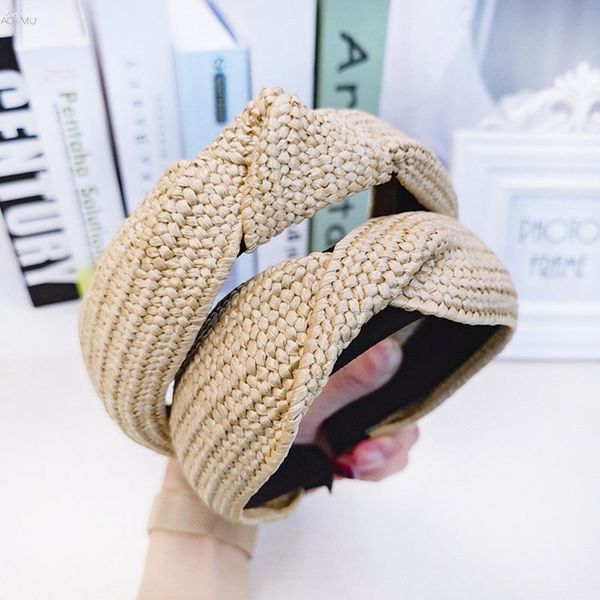 AOMU 1PC Bohemian Summer Straw Briaded Top Knot Hairband Solid Color Rattan Handmade Headband Beach Hair Accessories
AOMU 1PC Bohemian Summer Straw Briaded Top Knot Hairband Solid Color Rattan Handmade Headband Beach Hair Accessories