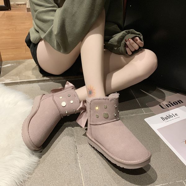 женщины snow boots толстые плюша non скольжения ботильоны женщин 2019 мода rivet украшение зимы теплые женская обувь черный бежевый розовый
женщины snow boots толстые плюша non скольжения ботильоны женщин 2019 мода rivet украшение зимы теплые женская обувь черный бежевый розовый