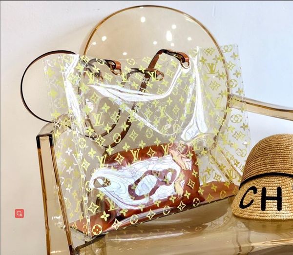 in 2020, transparent jelly bag will be popular for ladies. it is a classic and unique must-have for going out
in 2020, transparent jelly bag will be popular for ladies. it is a classic and unique must-have for going out