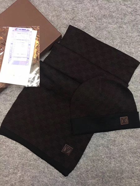 2020 fashion scarf winter mania shine scarf luxury women men two side black red silk wool blanket scarfs designer scarves shawls, Blue;gray
2020 fashion scarf winter mania shine scarf luxury women men two side black red silk wool blanket scarfs designer scarves shawls, Blue;gray