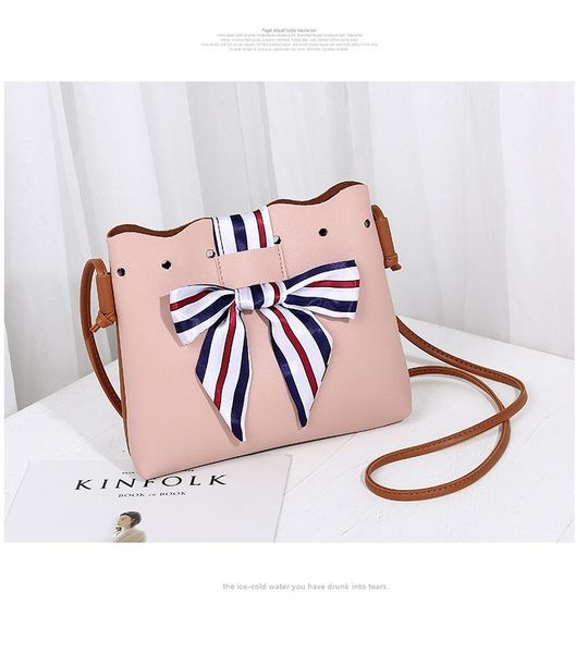women's bag hair creative product 2020 spring summer leisure color matching bucket bag mobile phone pocket bag with crossbody
women's bag hair creative product 2020 spring summer leisure color matching bucket bag mobile phone pocket bag with crossbody