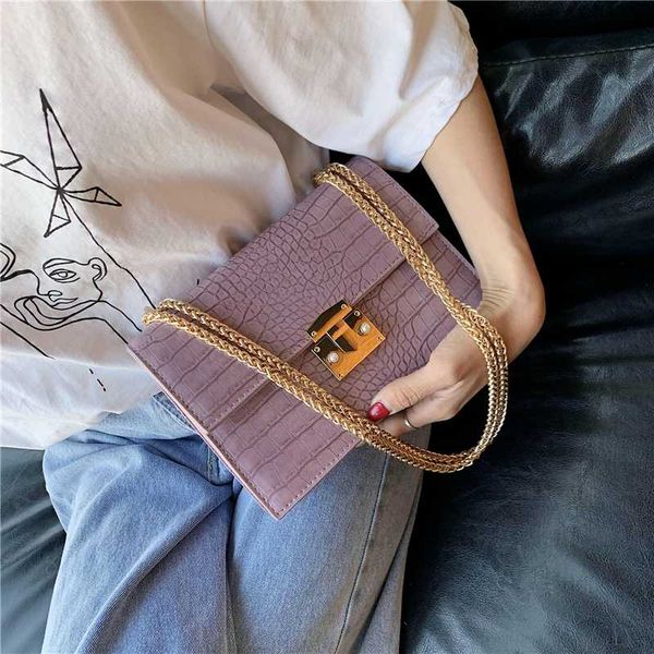 fashion crocodile pattern pu leather flap bags for women chain shoulder crossbody handbags lady travel small cross body bag
fashion crocodile pattern pu leather flap bags for women chain shoulder crossbody handbags lady travel small cross body bag