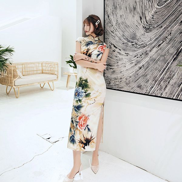ethnic clothing elegant cheongsam ladies vintage qipao swallow flowers classical long evening dress traditional, Red
ethnic clothing elegant cheongsam ladies vintage qipao swallow flowers classical long evening dress traditional, Red