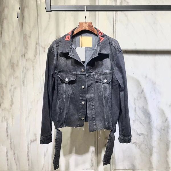 BLCG Европа Америка Логотип Джинсовая Куртка Верхняя Одежда Tear The Hem Ribbon Fashion Street Пов
BLCG Европа Америка Логотип Джинсовая Куртка Верхняя Одежда Tear The Hem Ribbon Fashion Street Пов