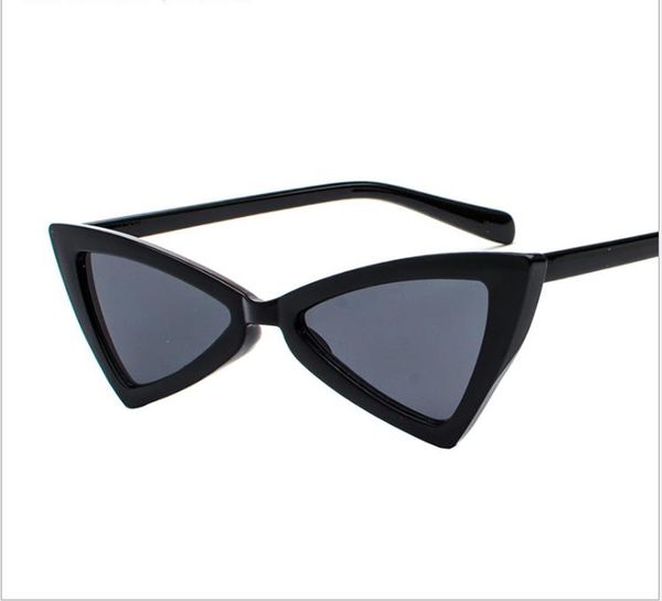 triangle sunglasses europe and america ladies sunglasses tide butterfly fashion street shoot sunglasses, White;black
triangle sunglasses europe and america ladies sunglasses tide butterfly fashion street shoot sunglasses, White;black