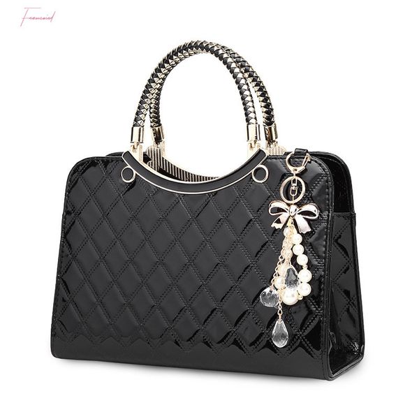 2020 brand women handbags fashion big shoulder bag female hand bags patent leather commuter bag for ladies girls black
2020 brand women handbags fashion big shoulder bag female hand bags patent leather commuter bag for ladies girls black