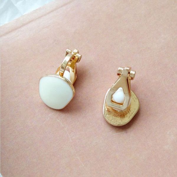 bing tu minimalist white earring without piercing irregular ear cuff geometric enamel clip earrings for women gold color jewelry, Silver
bing tu minimalist white earring without piercing irregular ear cuff geometric enamel clip earrings for women gold color jewelry, Silver