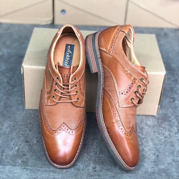 gentlemen leather brogues dress shoe designer shoes men wedding party shoes lace-up brown real leather casual shoe with box us13, Black
gentlemen leather brogues dress shoe designer shoes men wedding party shoes lace-up brown real leather casual shoe with box us13, Black