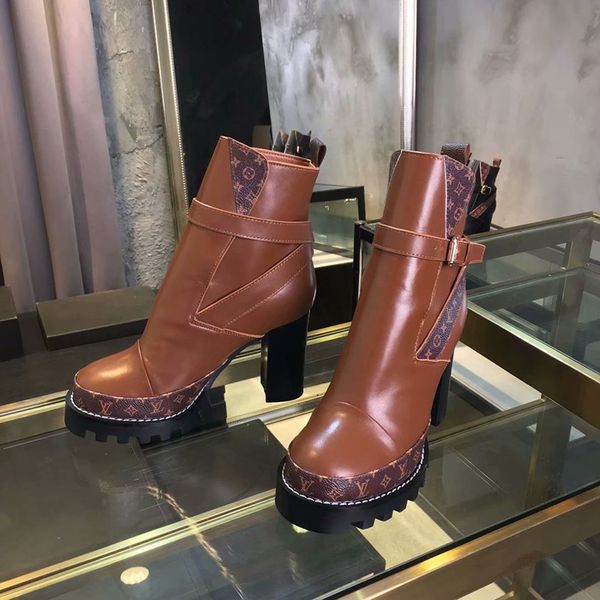 fashion joker martin boots autumn and winter luxury thick heel women's booties leather high heel booties
fashion joker martin boots autumn and winter luxury thick heel women's booties leather high heel booties