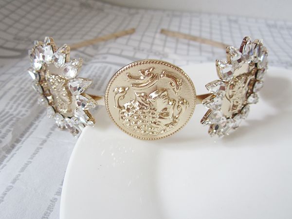 fashion gold human head crystal hairbands for women bridal tiaras hair jewelry crowns wedding hair jewelry, Silver
fashion gold human head crystal hairbands for women bridal tiaras hair jewelry crowns wedding hair jewelry, Silver