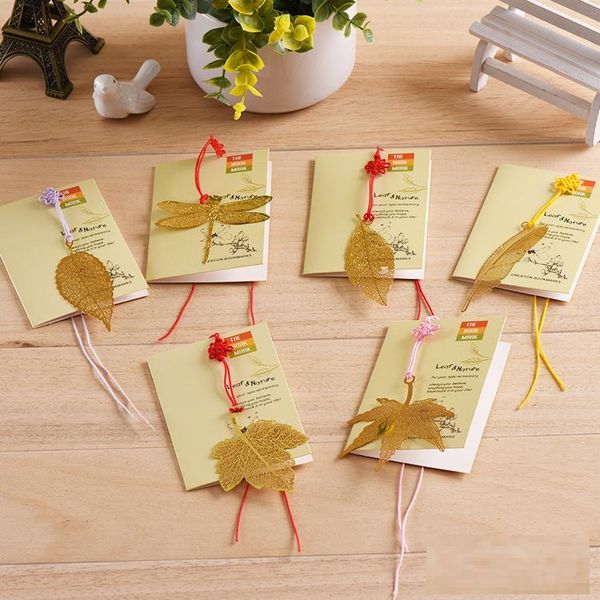 6pcs/lot 6 styles lovely cute metal bookmark mulberry leaves dragonfly golden bookmark book holder for book paper creative gift 
6pcs/lot 6 styles lovely cute metal bookmark mulberry leaves dragonfly golden bookmark book holder for book paper creative gift