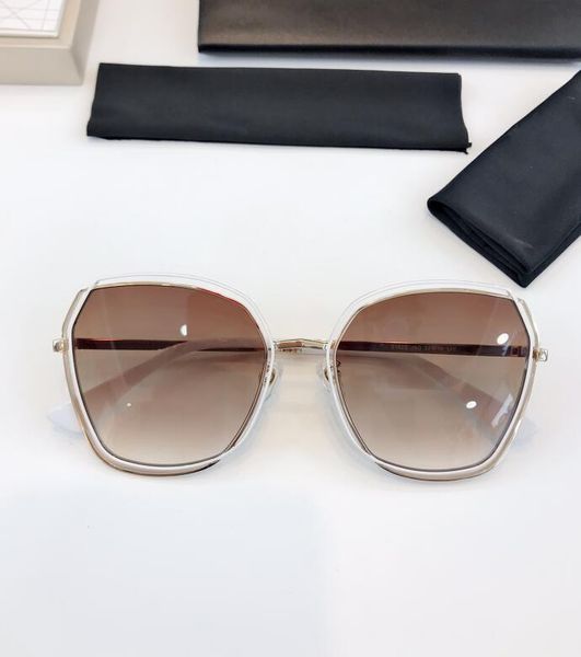 latest selling popular fashion 0162 women sunglasses mens sunglasses men sunglasses gafas de sol sun glasses uv400 lens with box, White;black
latest selling popular fashion 0162 women sunglasses mens sunglasses men sunglasses gafas de sol sun glasses uv400 lens with box, White;black