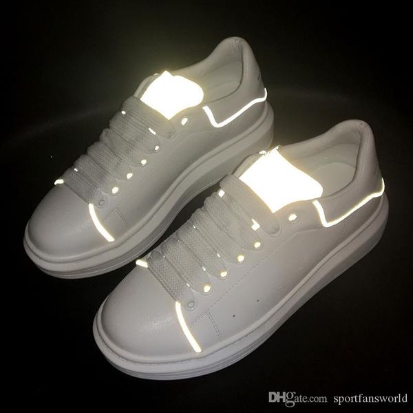 2019 oversize height incease fashion white black reflective 3m leather suede men women shoes size 35-45 casual shoes with box
2019 oversize height incease fashion white black reflective 3m leather suede men women shoes size 35-45 casual shoes with box