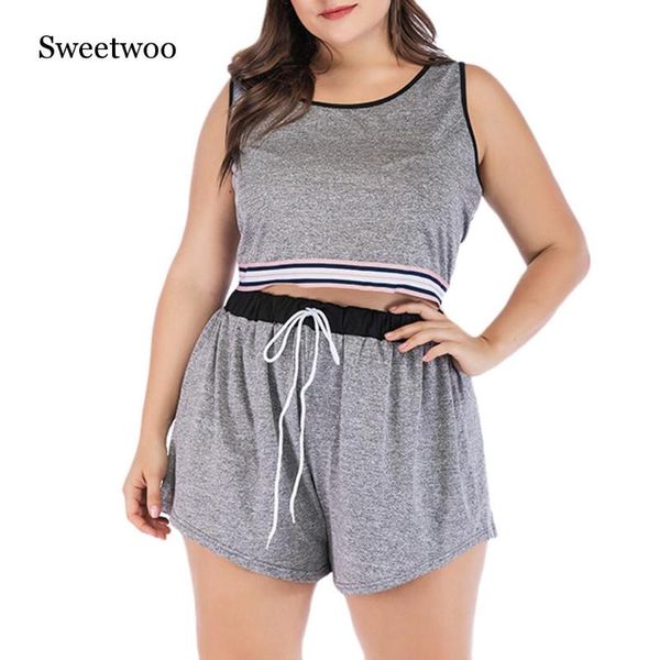 women plus size solid casual o-neck suit yoga shorts vest yoga set women' sports suit short pants vest 2020
women plus size solid casual o-neck suit yoga shorts vest yoga set women' sports suit short pants vest 2020