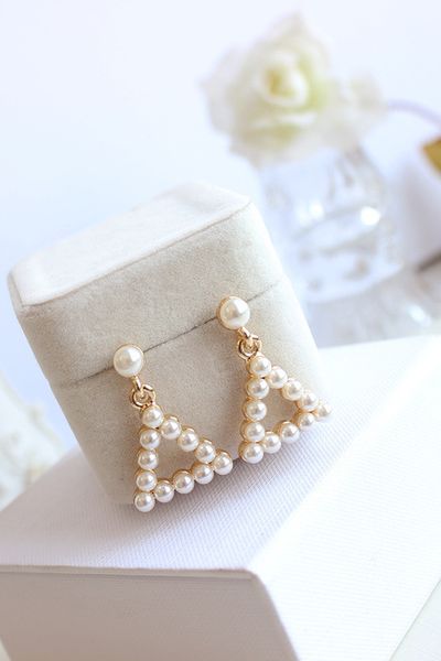 fashion jewelry women's hollow out pearls square circle stud dangle earrings s269, Silver
fashion jewelry women's hollow out pearls square circle stud dangle earrings s269, Silver