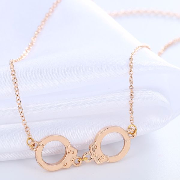 chandler handcuffs pendant necklaces for women menottes pattern mujer love game wholesale, Silver
chandler handcuffs pendant necklaces for women menottes pattern mujer love game wholesale, Silver
