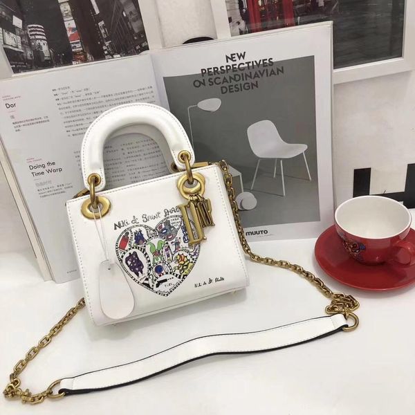 2018 fashion luxury designer handbags valentine italian genuine leather bag rivet chain crossbody bags for women shoulder bags
2018 fashion luxury designer handbags valentine italian genuine leather bag rivet chain crossbody bags for women shoulder bags