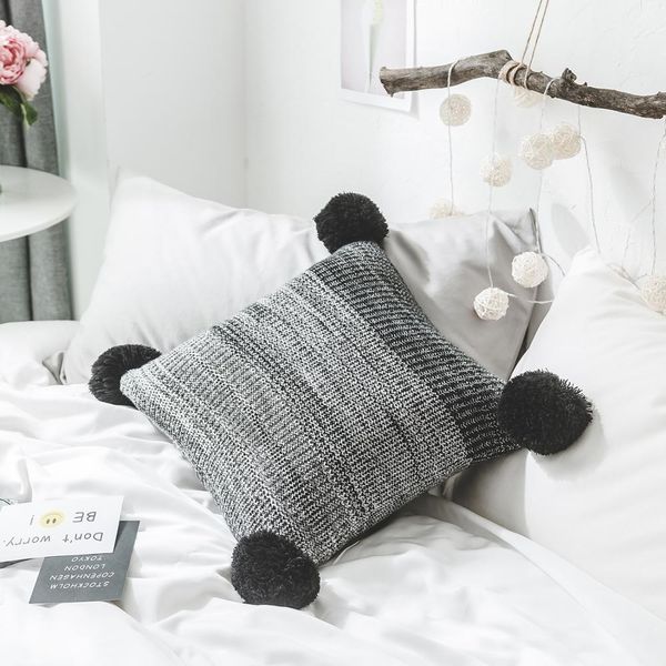 knitted throw gradual change colour pillow case sham square 18"x18" gradient black rose
knitted throw gradual change colour pillow case sham square 18"x18" gradient black rose