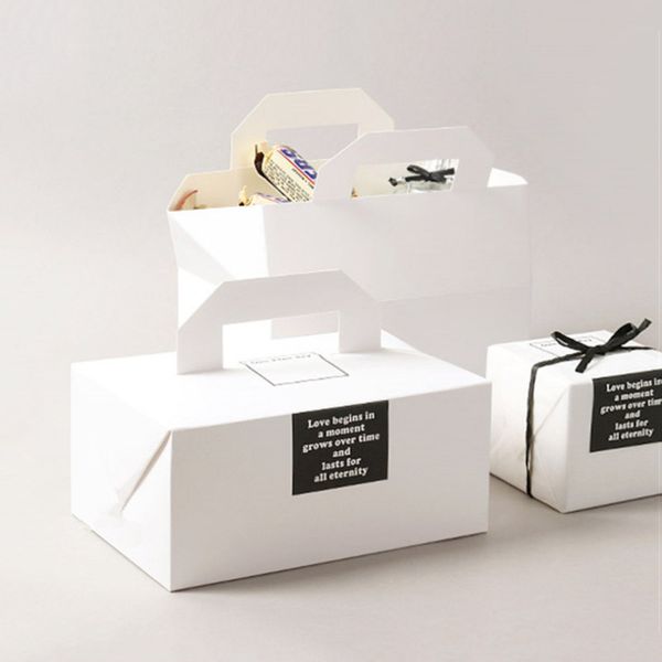 10 pcs / gift box cake west point white dessert packaging paper cup wedding party portable paper box carton
10 pcs / gift box cake west point white dessert packaging paper cup wedding party portable paper box carton