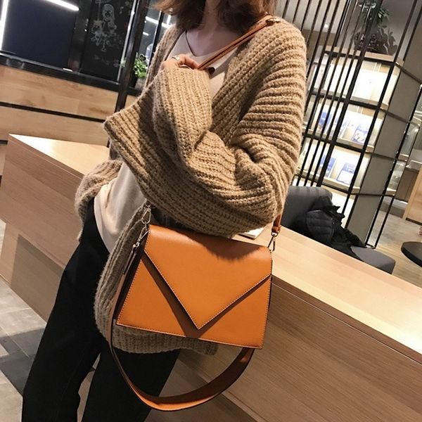 personality small bag female 2020 simple broadband small package korean version of the shoulder shoulder bag
personality small bag female 2020 simple broadband small package korean version of the shoulder shoulder bag