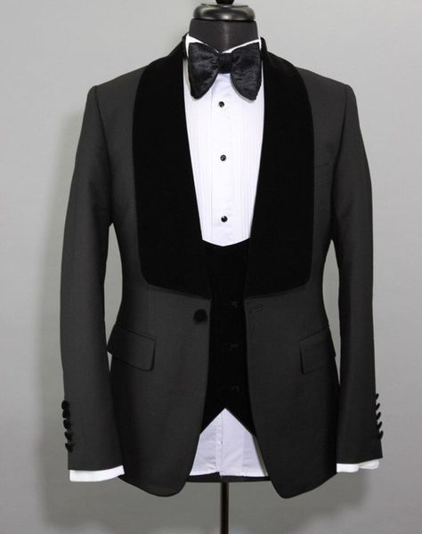 new arrival one button charcoal gray wedding groom tuxedos shawl lapel groomsmen men suits prom blazer (jacket+pants+vest+tie) w53, Black;gray
new arrival one button charcoal gray wedding groom tuxedos shawl lapel groomsmen men suits prom blazer (jacket+pants+vest+tie) w53, Black;gray