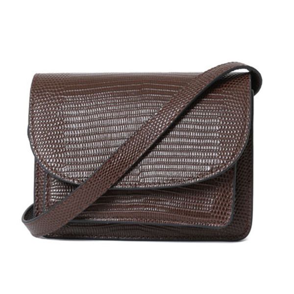 lizard pattern cowhide leather handbag small square tofu bag retro fashion organ bag female diagonal messenger
lizard pattern cowhide leather handbag small square tofu bag retro fashion organ bag female diagonal messenger