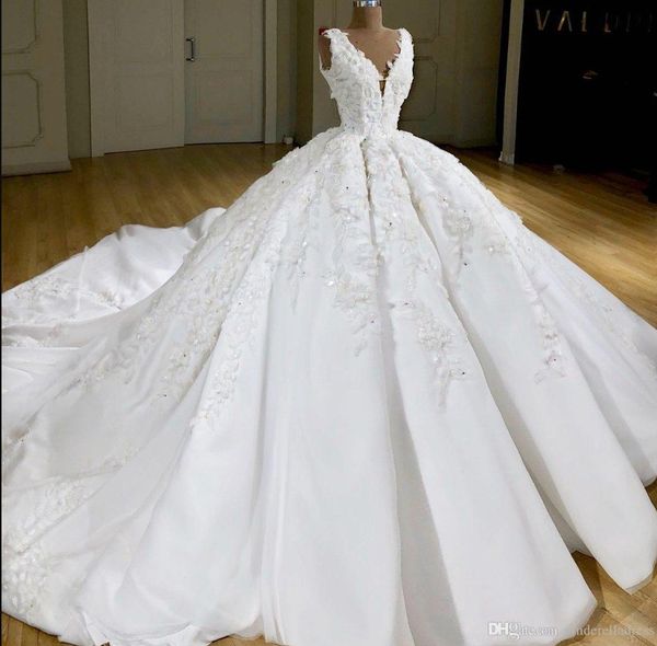 2020 super ball gown real images wedding dresses v neck sleeveless satin applique lace custom made bridal gowns
2020 super ball gown real images wedding dresses v neck sleeveless satin applique lace custom made bridal gowns