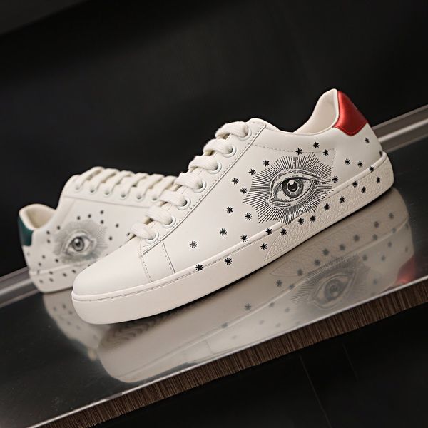 luxury ladies men's retro casual shoes triple design platform star men and women shoes mountaineering jogging sneakers, Black
luxury ladies men's retro casual shoes triple design platform star men and women shoes mountaineering jogging sneakers, Black