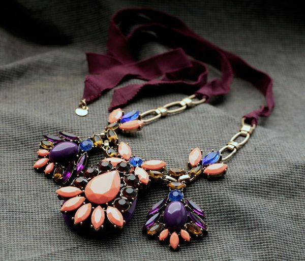 fashion design new arrival resin bohemia ribbon flower pendant ladies rope chain necklace for women jewelry accessories in box, Silver
fashion design new arrival resin bohemia ribbon flower pendant ladies rope chain necklace for women jewelry accessories in box, Silver
