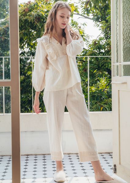 spring, summer and autumn women pajamas cotton home dress breathable comfortable cool women nightdress suit long sleeves, Blue;gray
spring, summer and autumn women pajamas cotton home dress breathable comfortable cool women nightdress suit long sleeves, Blue;gray