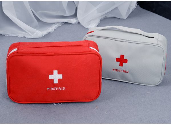 medical first-aid kit, household medicine storage box, tourist dormitory, portable car, non-woven fabric emergency medicine box
medical first-aid kit, household medicine storage box, tourist dormitory, portable car, non-woven fabric emergency medicine box