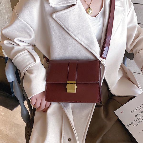 2020 women's fashion new wild korean retro senior sense french niche bag shoulder black crossbody bag
2020 women's fashion new wild korean retro senior sense french niche bag shoulder black crossbody bag