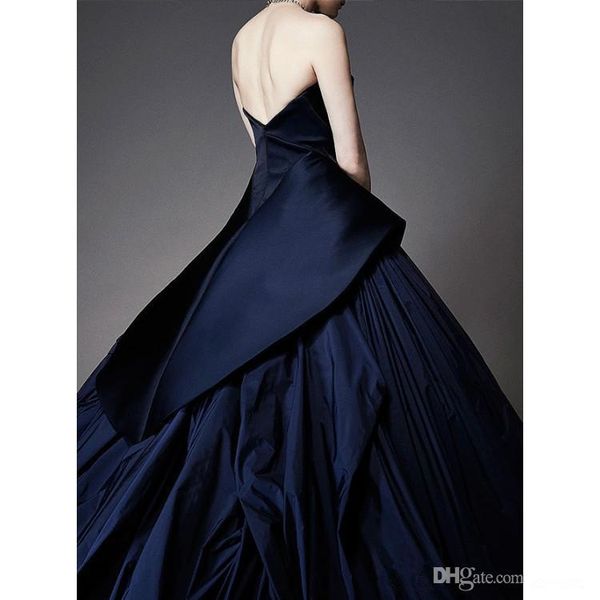 vintage black prom dresses ball gown overskirt satin spaghetti straps floor length gothic bridal gowns custom plus size robes de soiree
vintage black prom dresses ball gown overskirt satin spaghetti straps floor length gothic bridal gowns custom plus size robes de soiree