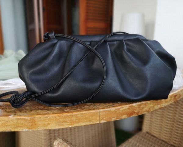solid color elegant crossbody bags for women small clutch female party handbags and purses lady shoulder messenger bag
solid color elegant crossbody bags for women small clutch female party handbags and purses lady shoulder messenger bag