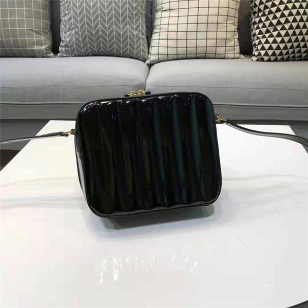 designer handbags genuine sint l real cowhide leather fashion tote clutch bags brand famous purses wallet coin bag
designer handbags genuine sint l real cowhide leather fashion tote clutch bags brand famous purses wallet coin bag