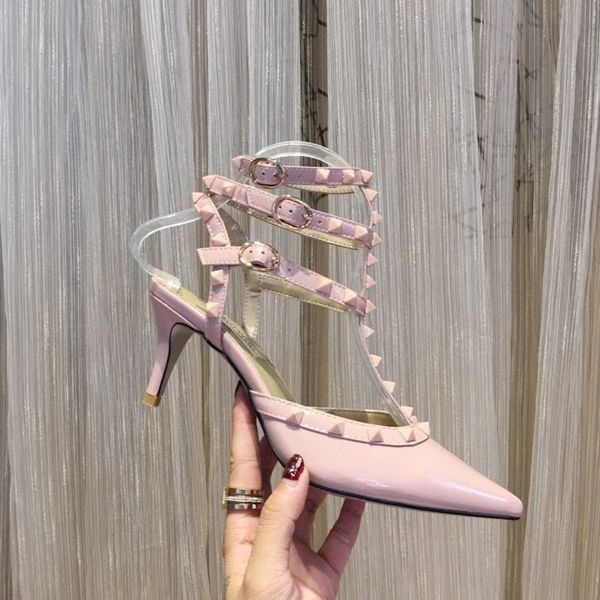 wholesale-2020 new spring high-heeled shoes wedding shoes platform fashion women's shoes pumps high heels 34-42 rx20020502, Red;white
wholesale-2020 new spring high-heeled shoes wedding shoes platform fashion women's shoes pumps high heels 34-42 rx20020502, Red;white