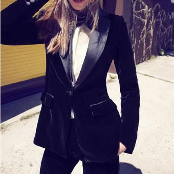 black velvet mother of the bride suits women work wear blazer 2 pieces ladies party evening wear for wedding(jacket+pants), Black;red
black velvet mother of the bride suits women work wear blazer 2 pieces ladies party evening wear for wedding(jacket+pants), Black;red
