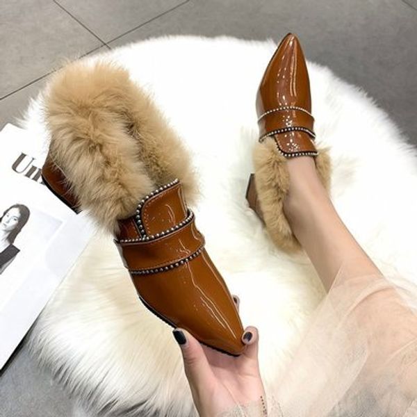 2019 autumn and winter new korean version of the hairy wild thick with the british wind small leather shoes women, Black
2019 autumn and winter new korean version of the hairy wild thick with the british wind small leather shoes women, Black