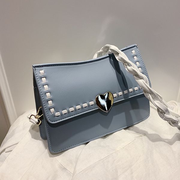 contrast color crossbody bag 2020 new high-quality leather women's designer handbag weave shoulder strap shoulder messenger bag
contrast color crossbody bag 2020 new high-quality leather women's designer handbag weave shoulder strap shoulder messenger bag