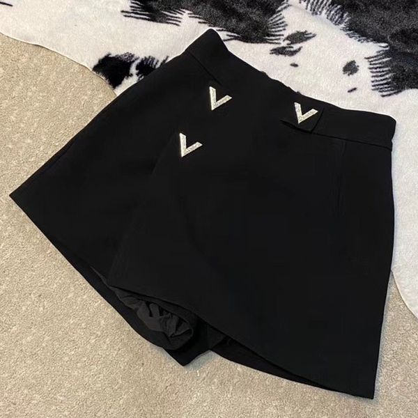 women shorts summer solid england style mid waist casual summer short mujer pantalon corto mujer, White;black
women shorts summer solid england style mid waist casual summer short mujer pantalon corto mujer, White;black