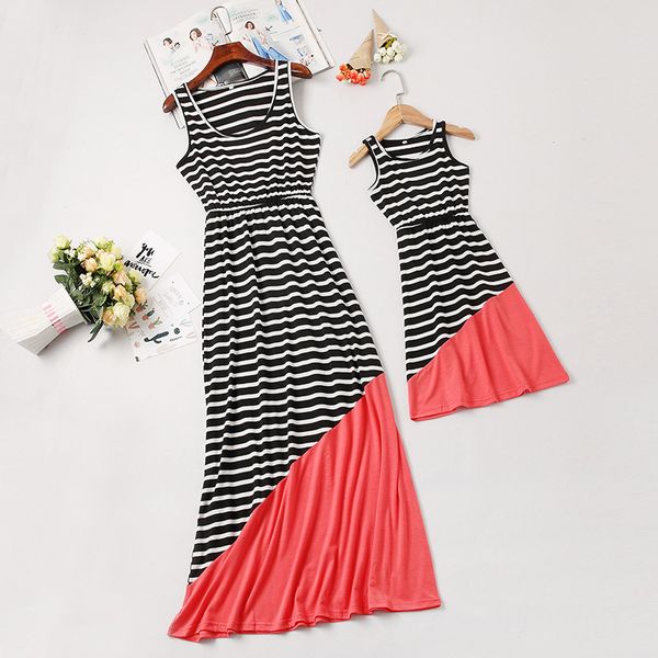 2019 new spring and summer explosions striped stitching parent-child mother dress mom girl clothes, Blue
2019 new spring and summer explosions striped stitching parent-child mother dress mom girl clothes, Blue