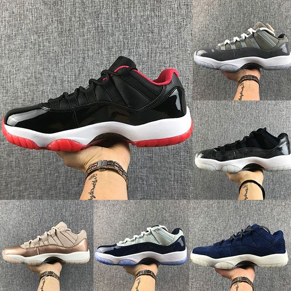 low cut 11 11s basketball shoes concord platinum tint cap and gown mens women unc red gamma blue olive trainer sport sneaker 40-47
low cut 11 11s basketball shoes concord platinum tint cap and gown mens women unc red gamma blue olive trainer sport sneaker 40-47