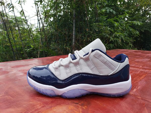 low 11 wmns concord white navy men basketball shoes good quality jumpman low 11s dark blue designer sports mens trainer sneakers
low 11 wmns concord white navy men basketball shoes good quality jumpman low 11s dark blue designer sports mens trainer sneakers
