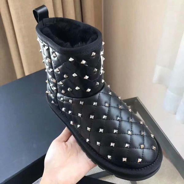 with box sneaker casual shoes trainers snow boots sports shoes trainers shoes for woman dhl by bag07 hl2903
with box sneaker casual shoes trainers snow boots sports shoes trainers shoes for woman dhl by bag07 hl2903