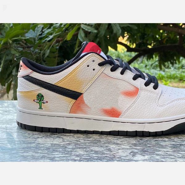 a2020 new sb dunk low raygun running shoes tie-dye white black orange flash designer bq6832-101 size 36-45 ct10 
a2020 new sb dunk low raygun running shoes tie-dye white black orange flash designer bq6832-101 size 36-45 ct10