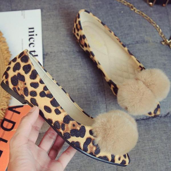 casual shoes women shallow single flats loafers slip on pointed toe office leopard print plush ball lady shoes plus size 42 43, Black
casual shoes women shallow single flats loafers slip on pointed toe office leopard print plush ball lady shoes plus size 42 43, Black