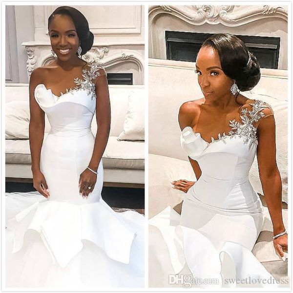 elegant mermaid wedding dresses beaded appliqued one shoulder tulle wedding gowns arabic lace crystals wedding dress bridal gowns, White
elegant mermaid wedding dresses beaded appliqued one shoulder tulle wedding gowns arabic lace crystals wedding dress bridal gowns, White