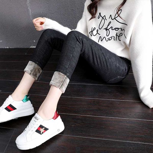 high waist increase down jeans ma'am winter bound feet thickening will code elastic force trousers increase, Blue
high waist increase down jeans ma'am winter bound feet thickening will code elastic force trousers increase, Blue