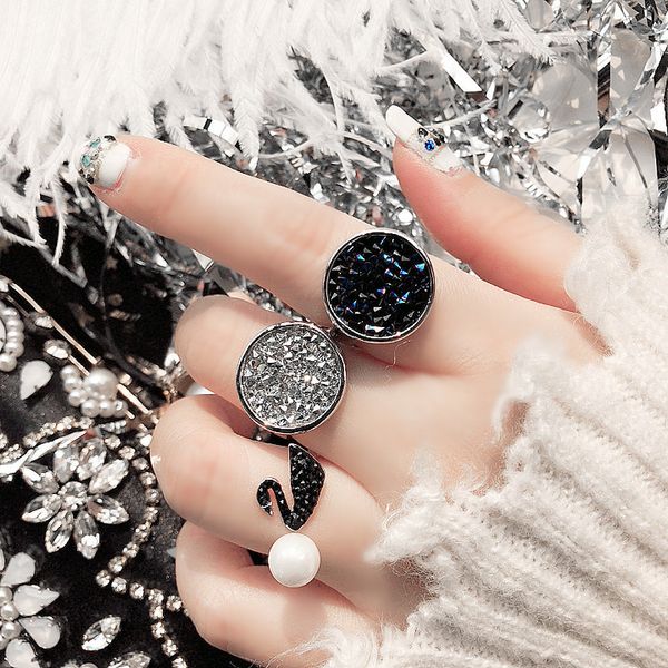 partneys brilliant and colorful simple design irregular drilling ring concaveconvex crushing drilling ring disc opening finger ring, Golden;silver
partneys brilliant and colorful simple design irregular drilling ring concaveconvex crushing drilling ring disc opening finger ring, Golden;silver