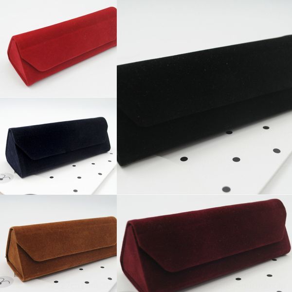 velvet sun suede triangle folding sun glasses case flannel sunglasses case
velvet sun suede triangle folding sun glasses case flannel sunglasses case